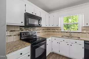150 Brett Cir, Benson, NC 27504 - Photo 19