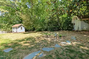 3211 Plantation Rd, Raleigh, NC 27609 - Photo 47