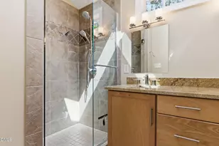 3218 Oak Grove Cir, Raleigh, NC 27607 - Photo 51