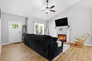 78 Pedestal Ct, Zebulon, NC 27597 - Photo 3