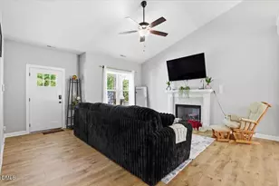 78 Pedestal Ct, Zebulon, NC 27597 - Photo 5