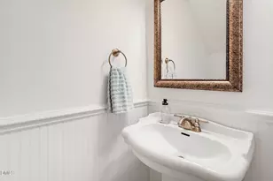 118 Greenmont Ln, Cary, NC 27511 - Photo 19