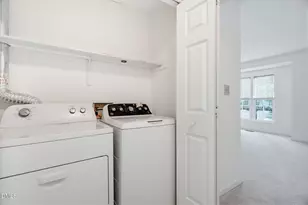 118 Greenmont Ln, Cary, NC 27511 - Photo 21