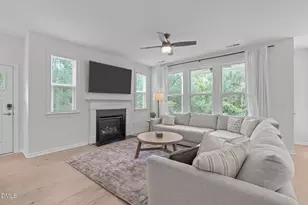 224 Vista Creek Pl, Cary, NC 27511 - Photo 7