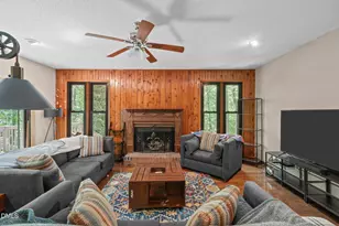 5421 Hideaway Dr, Chapel Hill, NC 27516 - Photo 5