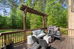 6005 Heatherstone Dr, Raleigh, NC 27606 - Photo 9