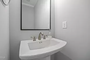 1605 Wooster St, Raleigh, NC 27607 - Photo 17