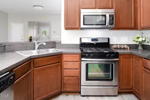 1116 Kingston Grove Dr, Cary, NC 27519 - Photo 5
