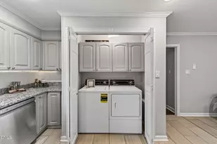 3901 Quail Hollow Dr, Raleigh, NC 27609 - Photo 25