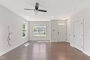 102 Harvest Oaks Ln, Durham, NC 27703 - Photo 5