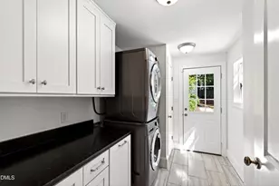 225 Georgetown Rd, Raleigh, NC 27608 - Photo 23