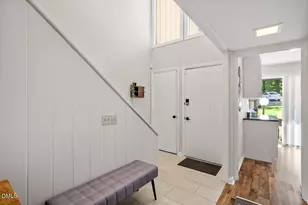5045 Tall Pines Ct, Raleigh, NC 27609 - Photo 5