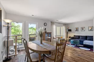 5045 Tall Pines Ct, Raleigh, NC 27609 - Photo 11
