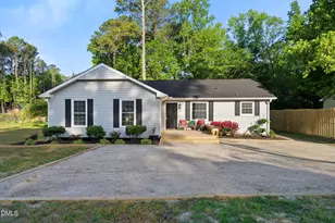 142 W Haywood St, Wendell, NC 27591 - Photo 29