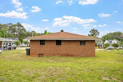 424 Como Drive, Raleigh, NC 27610 - Photo 7