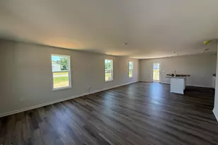 46 Baxley Dr, Dunn, NC 28334 - Photo 3