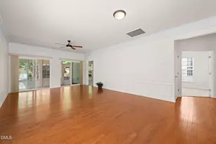725 Bradhurst Pl, Cary, NC 27519 - Photo 19