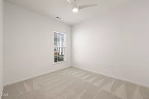 725 Bradhurst Pl, Cary, NC 27519 - Photo 35