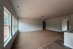 301 Allegheny Dr, Sanford, NC 27330 - Photo 5