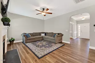 422 Lone Pine Loop, Fuquay Varina, NC 27526 - Photo 9