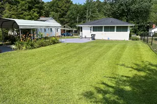 129 S Bullock St, Henderson, NC 27536 - Photo 3