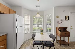 330 Standish Dr, Chapel Hill, NC 27517 - Photo 5