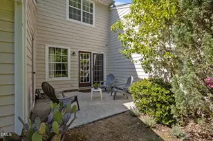 330 Standish Dr, Chapel Hill, NC 27517 - Photo 23