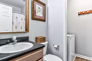 9710 Briertownes Pkwy, Raleigh, NC 27617 - Photo 7