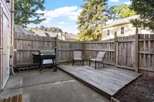 5607 Windy Hollow Ct, Raleigh, NC 27609 - Photo 23