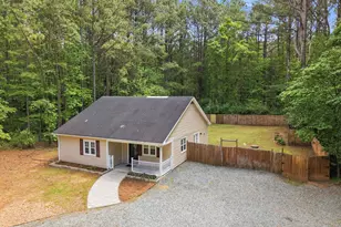 9004 Habitat Cir, Chapel Hill, NC 27516 - Photo 3