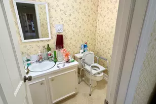 1634 Crescent Dr, Henderson, NC 27536 - Photo 25