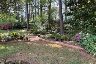 1634 Crescent Dr, Henderson, NC 27536 - Photo 13