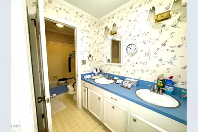 1634 Crescent Drive, Henderson, NC 27536 - Photo 27