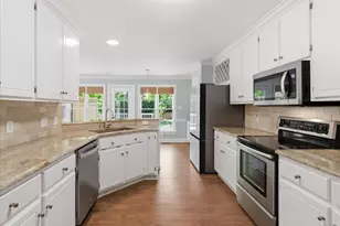2725 Dahlgreen Rd, Raleigh, NC 27615 - Photo 11