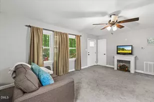 320 Holland Glen St, Fuquay Varina, NC 27526 - Photo 7