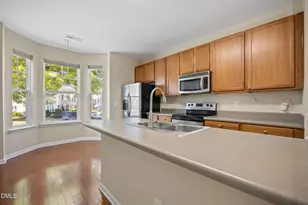 100 Stratford Lakes Dr, Durham, NC 27713 - Photo 9