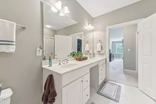 10411 Rosegate Ct, Raleigh, NC 27617 - Photo 9