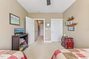 10411 Rosegate Ct, Raleigh, NC 27617 - Photo 23