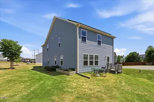 645 S Kennelman Cir, Wendell, NC 27591 - Photo 3