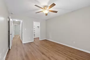 1101 Huntington Park Dr, Morrisville, NC 27560 - Photo 17