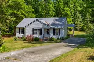 129 Bristol Ct, Youngsville, NC 27596 - Photo 3