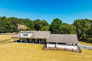 1021 Parchemin Trail, Chapel Hill, NC 27516 - Photo 9