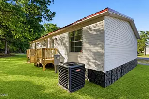 211 Duck Ridge Dr, Pikeville, NC 27863 - Photo 25
