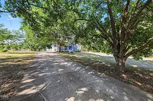 208 Deep Creek Dr, Clayton, NC 27520 - Photo 35
