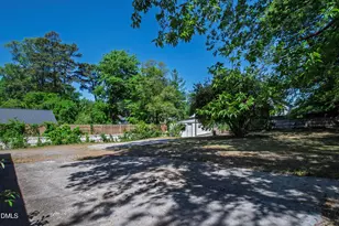 2618 Bedford Ave, Raleigh, NC 27607 - Photo 25