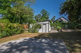 2618 Bedford Ave, Raleigh, NC 27607 - Photo 23