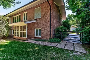 901 Westwood Dr, Raleigh, NC 27607 - Photo 41