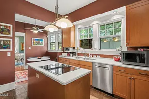 1710 Park Dr, Raleigh, NC 27605 - Photo 7