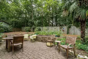 5604 Hawley Ct, Raleigh, NC 27609 - Photo 3