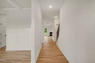 117 Margot Manor Dr, Benson, NC 27504 - Photo 5